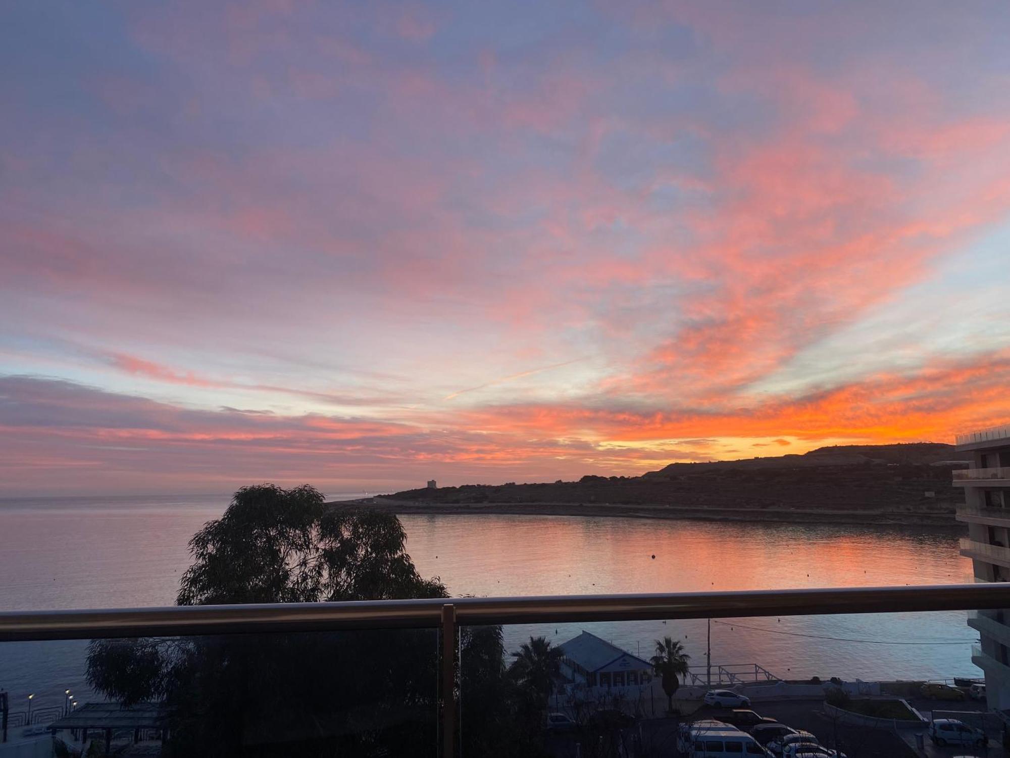 Sunrise Bay Apartments - Frontline Sea Views St. Paul's Bay Exterior foto